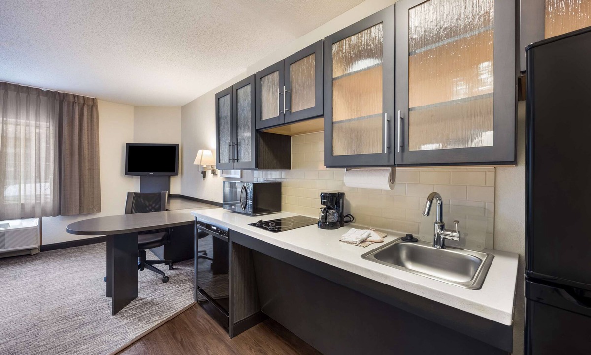 Newell Hotel | Sonesta Simply Suites Charlotte University