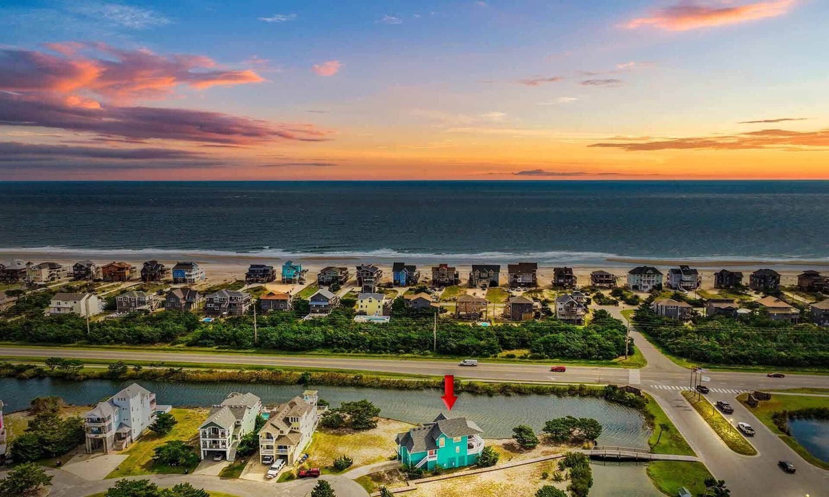 Kinnakeet Shores House | Soundside Dog Friendly w/Hot Tub, Smart TVs, Community Pool & Tennis/Pickleball