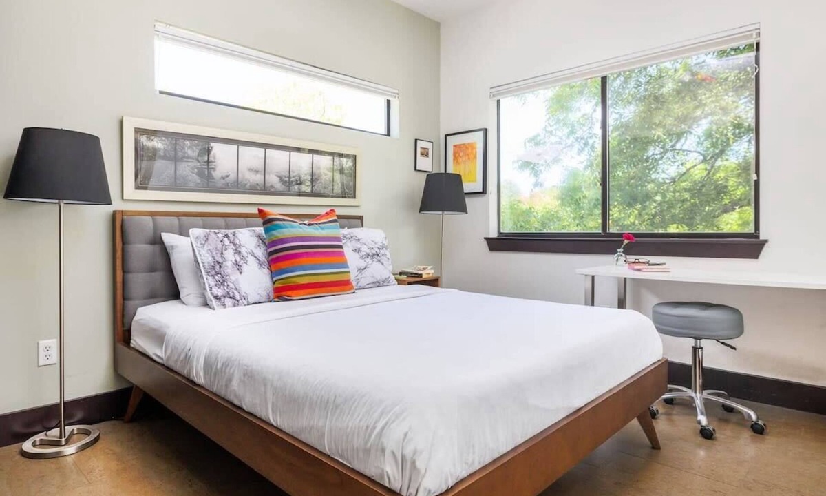 Greater South River City House | South Congress, Free Parking - The Oxford - Portoro