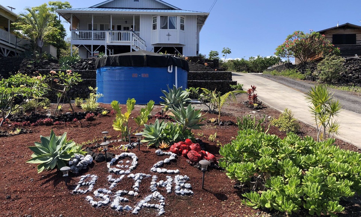 Captain Cook House | South Kona House with Spectacular Ocean View