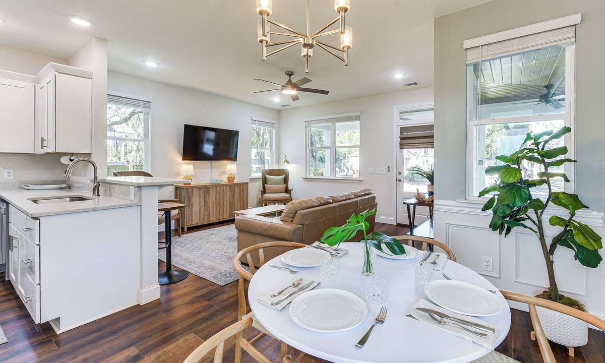 Thunderbolt Cottage | Southern Gem Near Forsyth: Walk to Sights & Bites