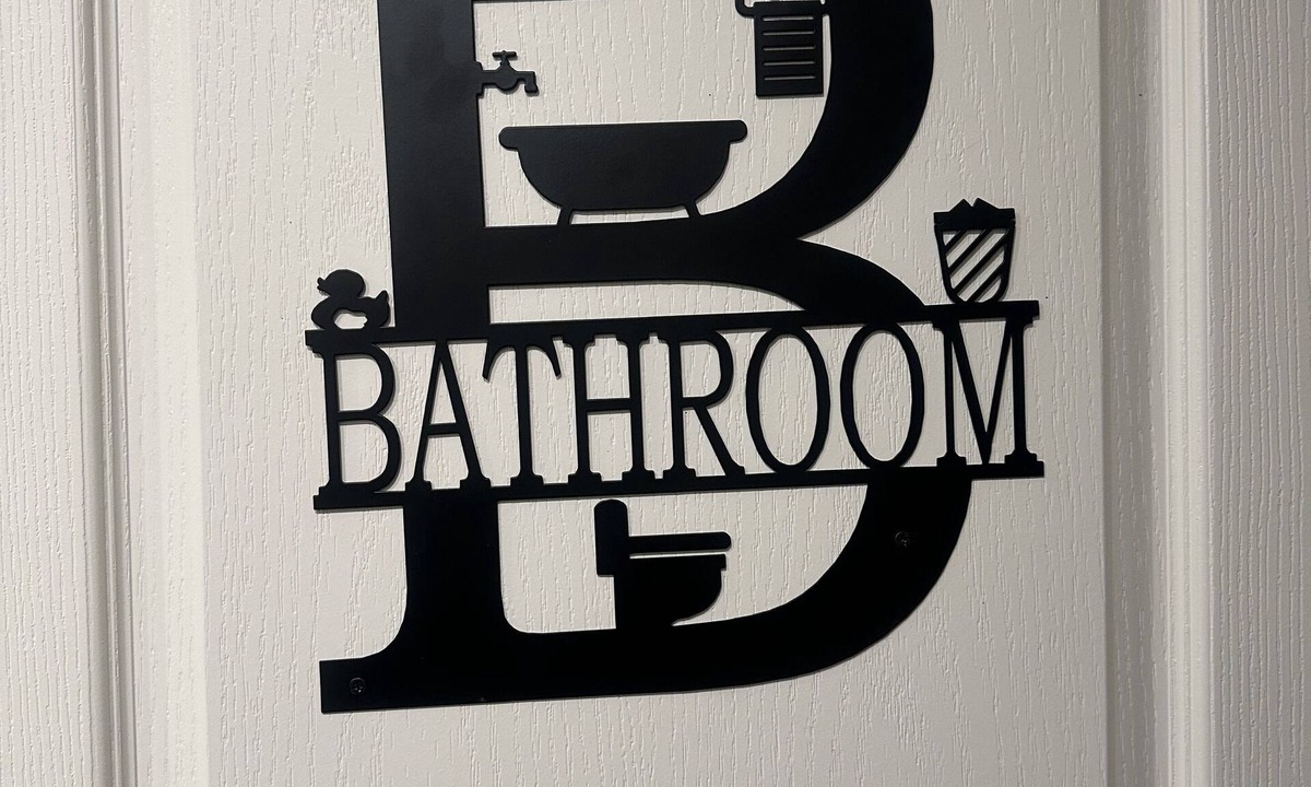 Woodmore Apartment | Spacious 2-bedroom apartment in charming Bowie with WiFi, new bthrm, w/d,& kit