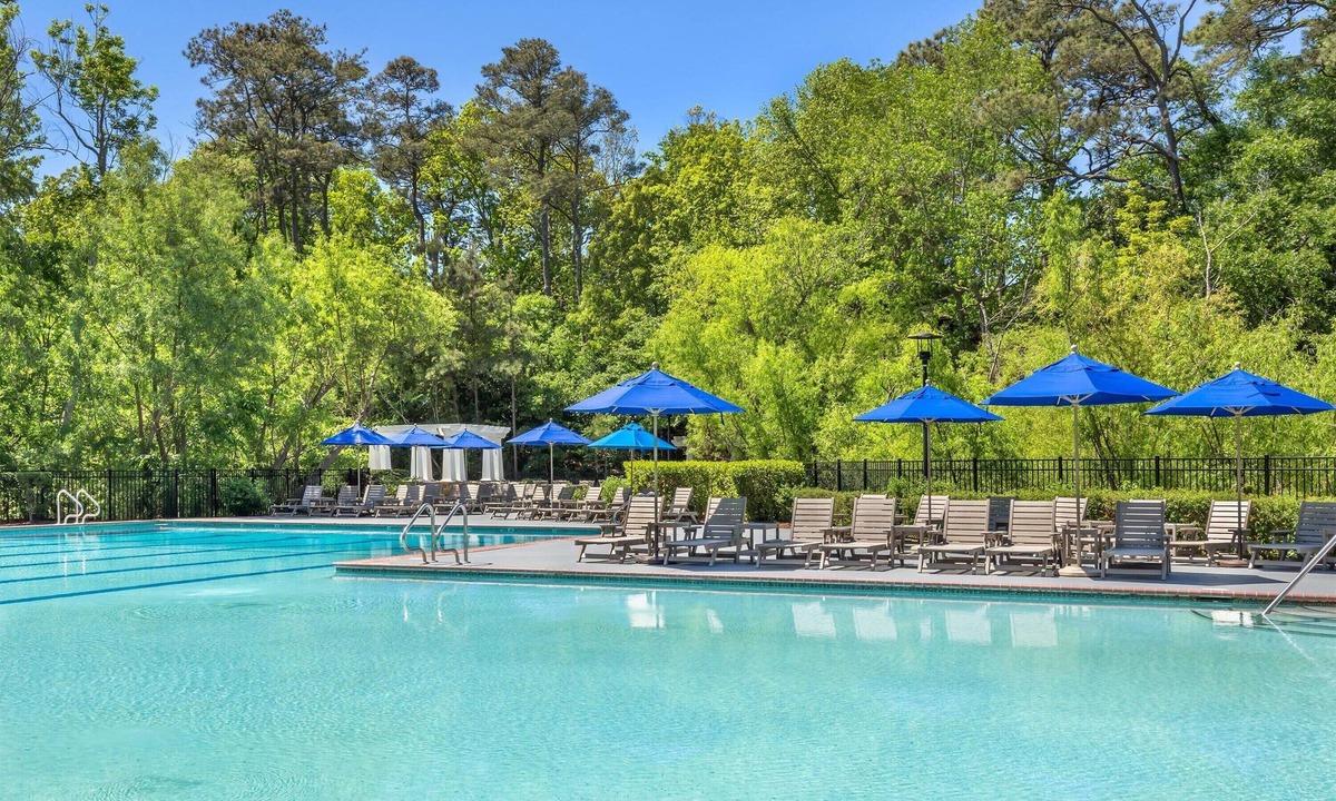 Sea Scape Hotel | Spacious 3BR Suite with Full Kitchen near Sea Scape Golf & Kitty Hawk Pier