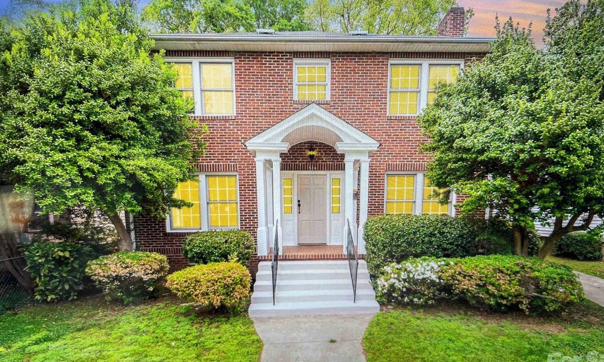 Gastonia House | Spacious 4-bedroom house in peaceful Gastonia with AC