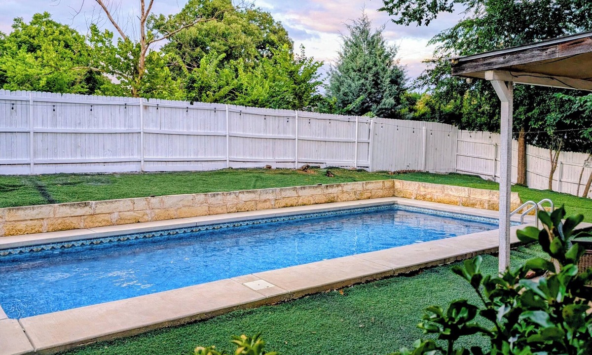 Corinth House | Spacious 4BR Home w/Private Pool, Workspace & Sleeps 14