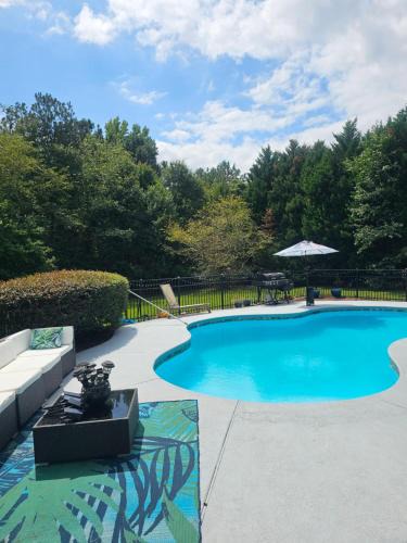 Jonesboro Villa | Spacious Atlanta Home With Private Pool