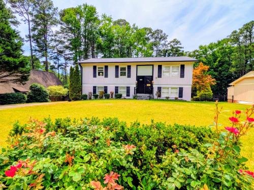 Cary House | Spacious Cary Home Gym, Game Room, Huge Fenced Yard!