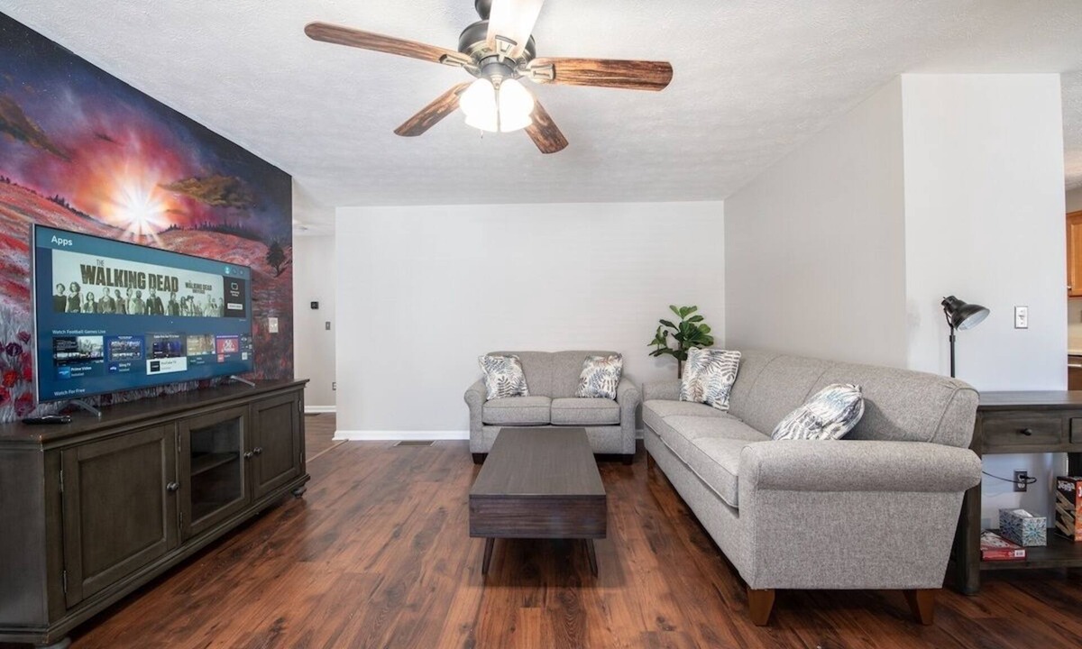 Emerson House | Spacious home w/King Bed, Garage, & Outdoor Space