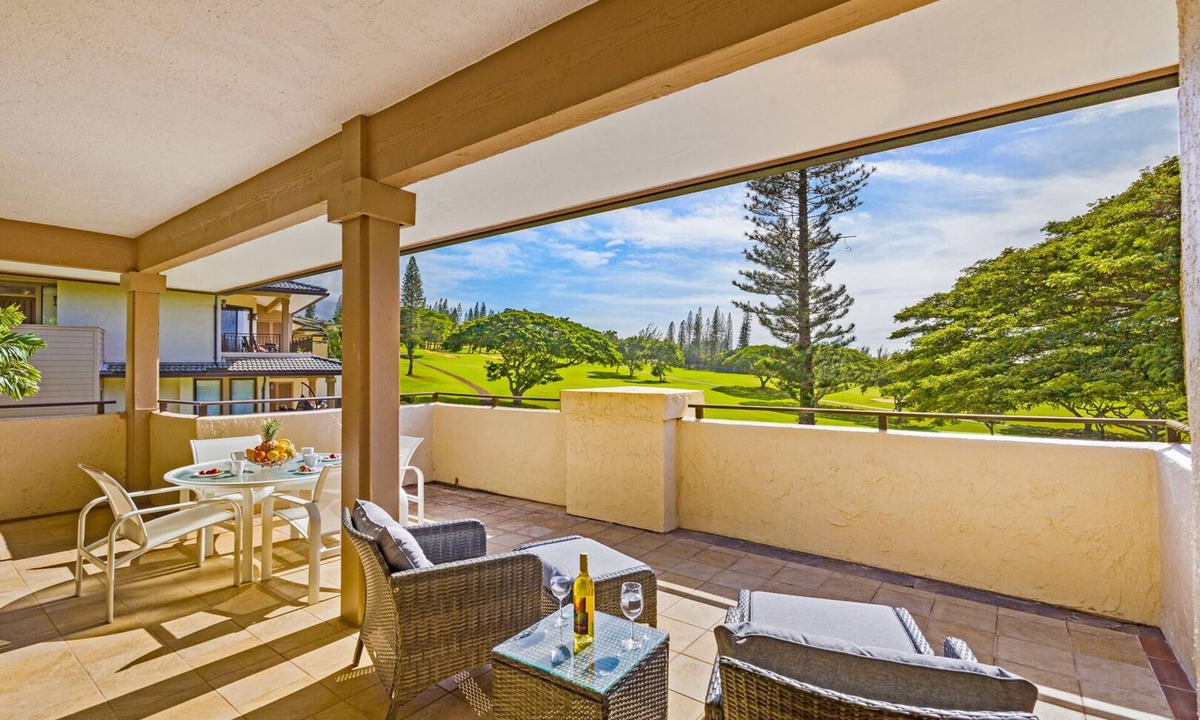 Kapalua House | Spacious Lanai Retreat: Kapalua Maui's Golf Villa with Breathtaking Views 14T 1-2