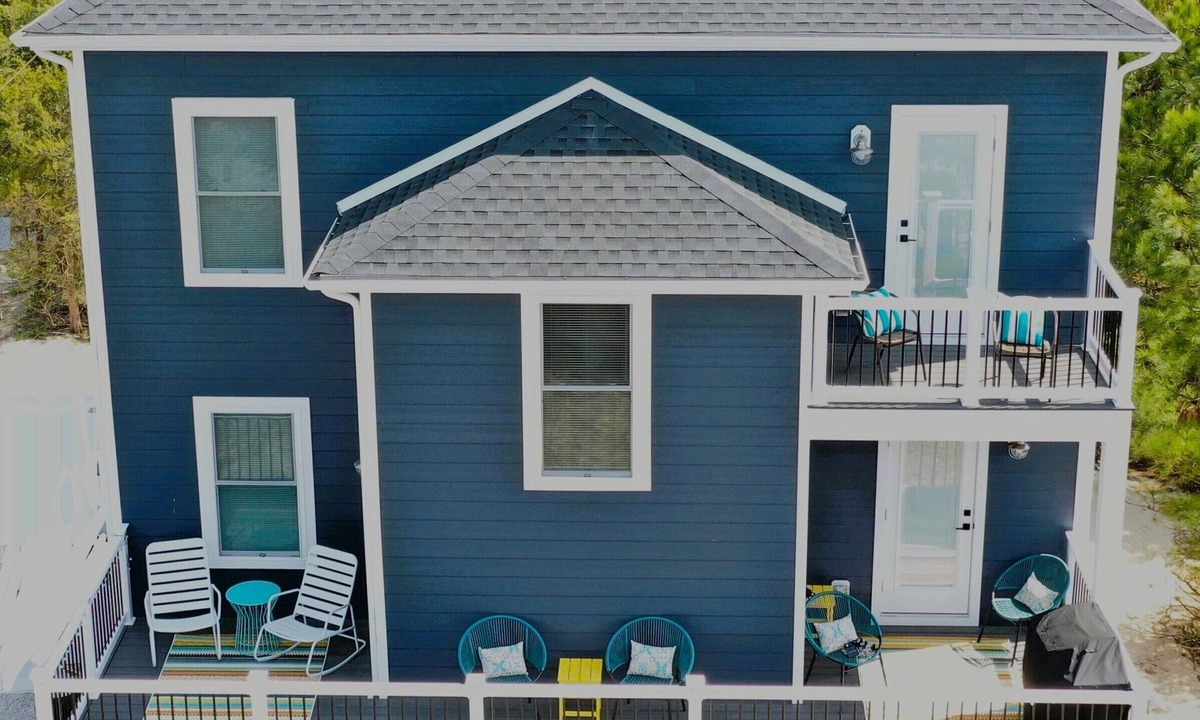 Broadkill Beach House | Spacious, pet friendly 5-bedroom house on peaceful Broadkill Beach