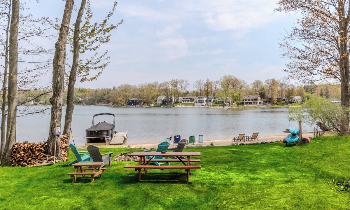 Harrison House | Spacious Updated Lakefront Getaway