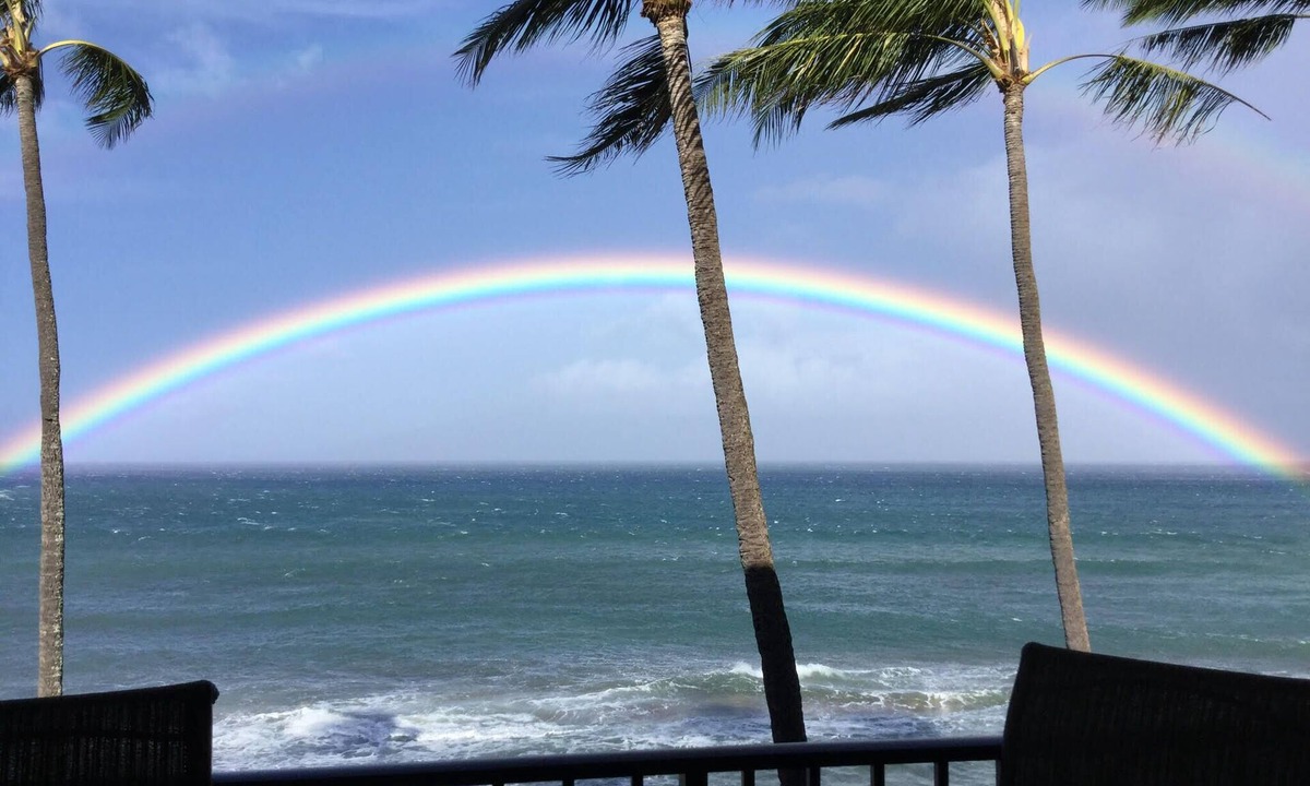 Honokowai Condo | Spectacular OCEANFRONT! 2BR/2BA Papakea L305. Available Dec 23 - Jan 5th