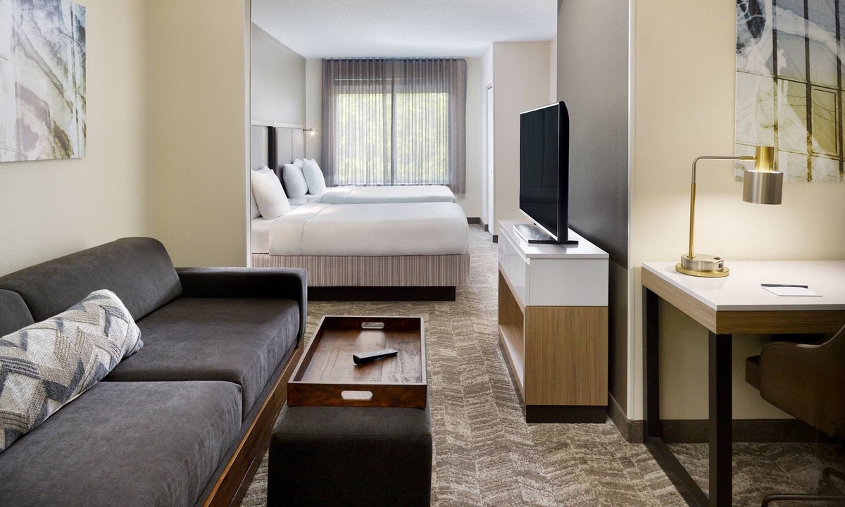 Charlotte Hotel | SpringHill Suites by Marriott Charlotte Univ. Research Park