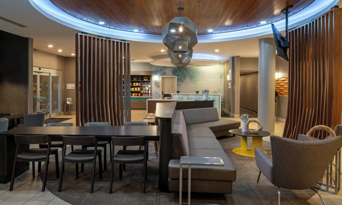Lake Charles Hotel | SpringHill Suites by Marriott Lake Charles