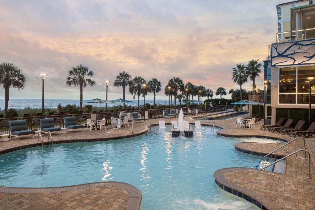 Myrtle Beach Hotel | SpringHill Suites by Marriott Myrtle Beach Oceanfront