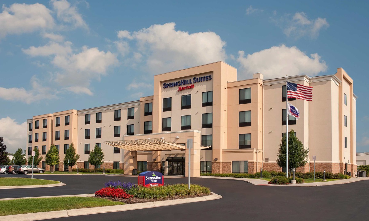 Auburn Hills Hotel | SpringHill Suites Detroit Auburn Hills