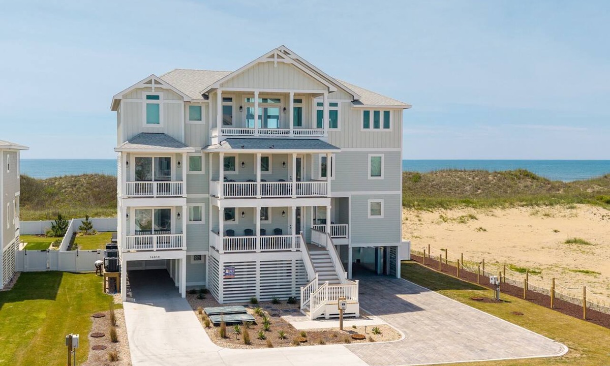 Hatteras House | Stargazer 10 bedroom Brand New Luxury Home on Hatteras Island
