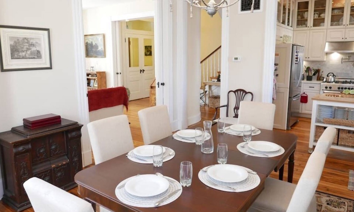Le Droit Park House | Stately Single Family Home in Shaw!