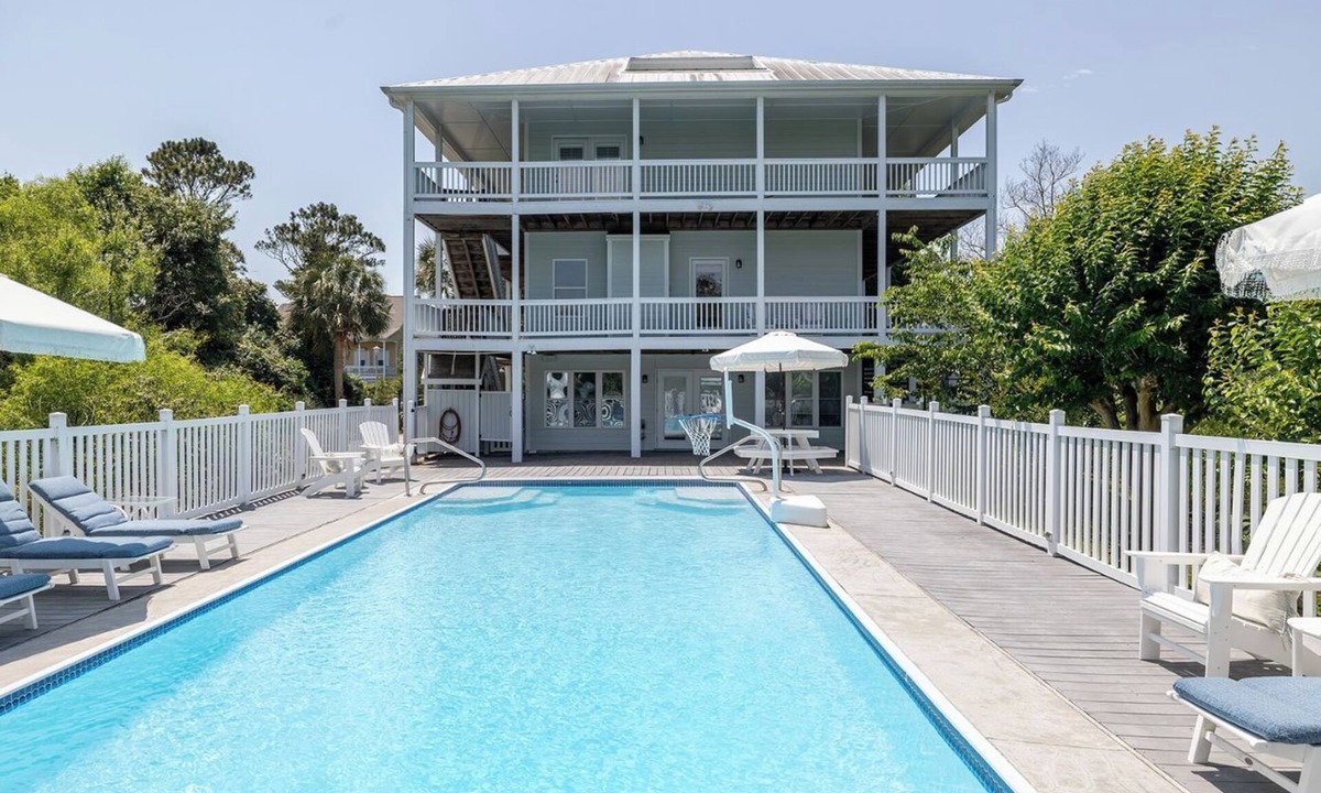 Emerald Isle House | Steele Away - 4 Bedrooms, 3.5 Baths, Private Pool, Emerald Isle