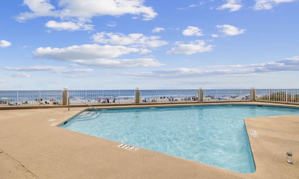 Garden City Condo | Steps to the Beach- Short Drive to Dining/shops - w/Free Tickets to Local Attractions - OOP 1105