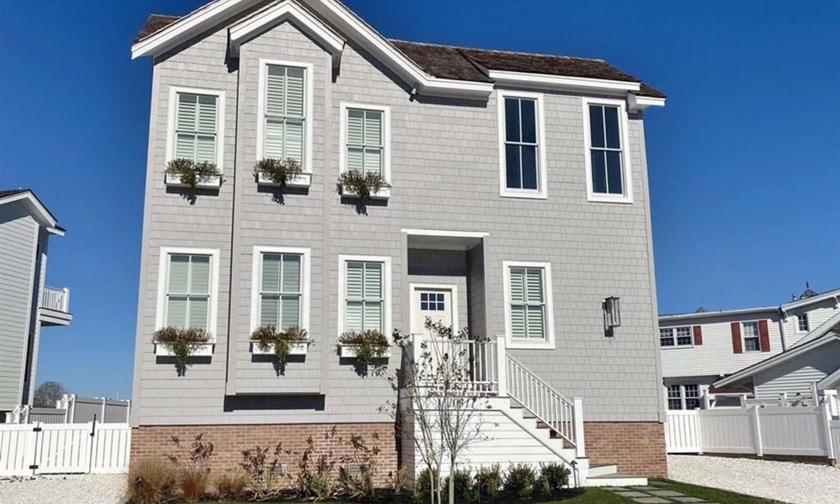 Stone Harbor House | Stunning 5 bedrooms Bayfront home in Stone Harbor with a pool