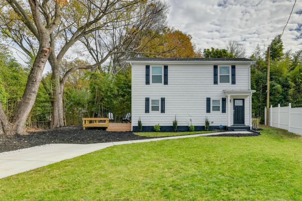 Optimist Park House | Stunning Charlotte Retreat ~ 2 Mi to City Center!