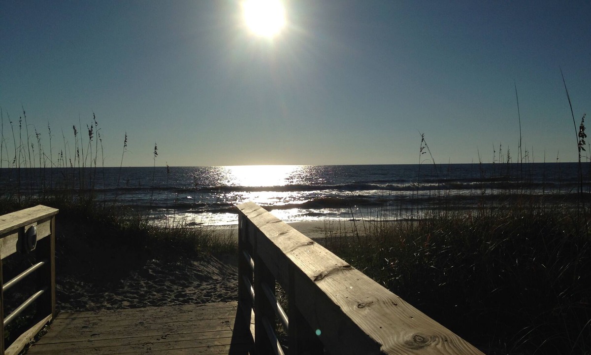 Carolina Beach Condo | Stunning ocean front condo with an extraordinary view of the Fabulous Boardwalk!