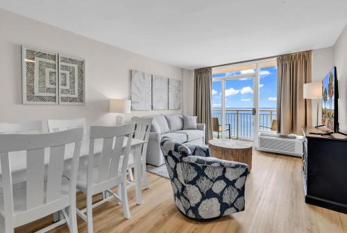 Downtown Myrtle Beach House | Stylish 1BR Newly Renovated Sandy Beach Escape