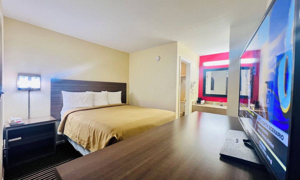 Gore Hotel | Suite 16 Motel
