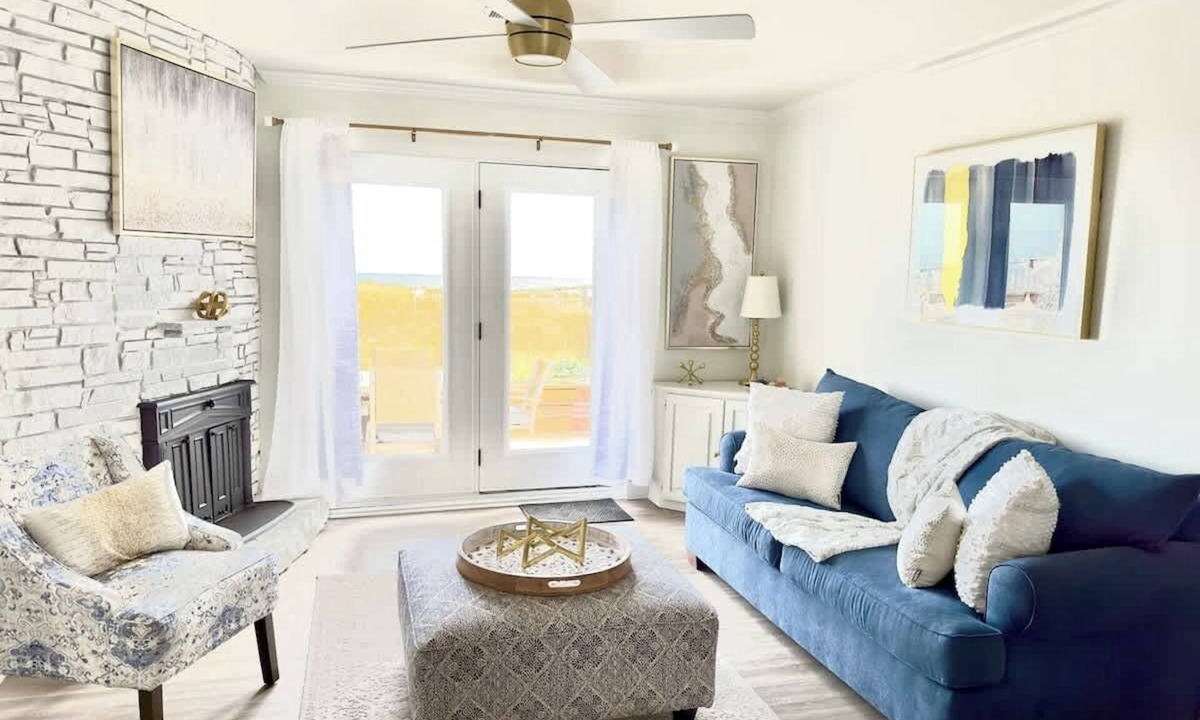 Kure Beach Cottage | Summer Lovin Kure Beach oceanfront with hot tub