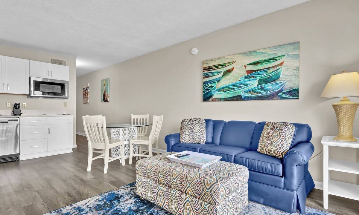 Wrightsville Beach Condo | Summer Sands Latitude Adjustment Room 304