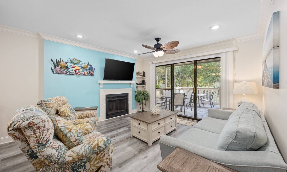 Vaught Villa | Sunkissed Getaway ,Bright 2BR Kingston Plantation Villa in Myrtle Beach