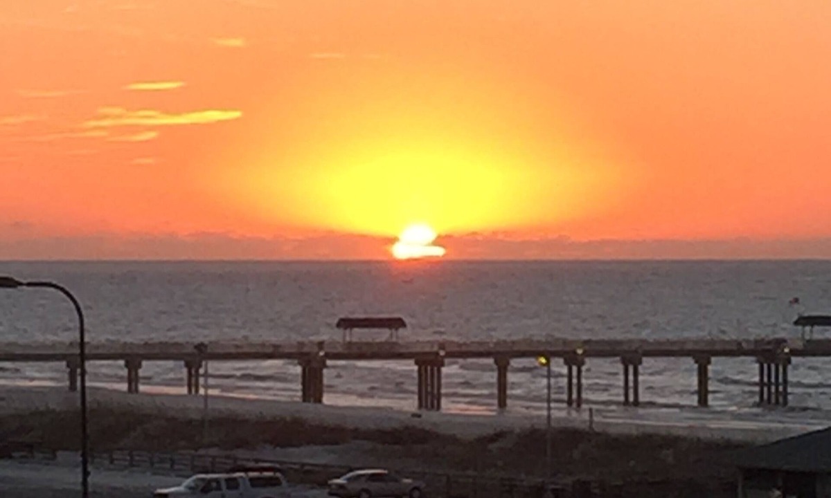Orange Beach Condo | Sunsets Forever with Beautiful Ocean Views
