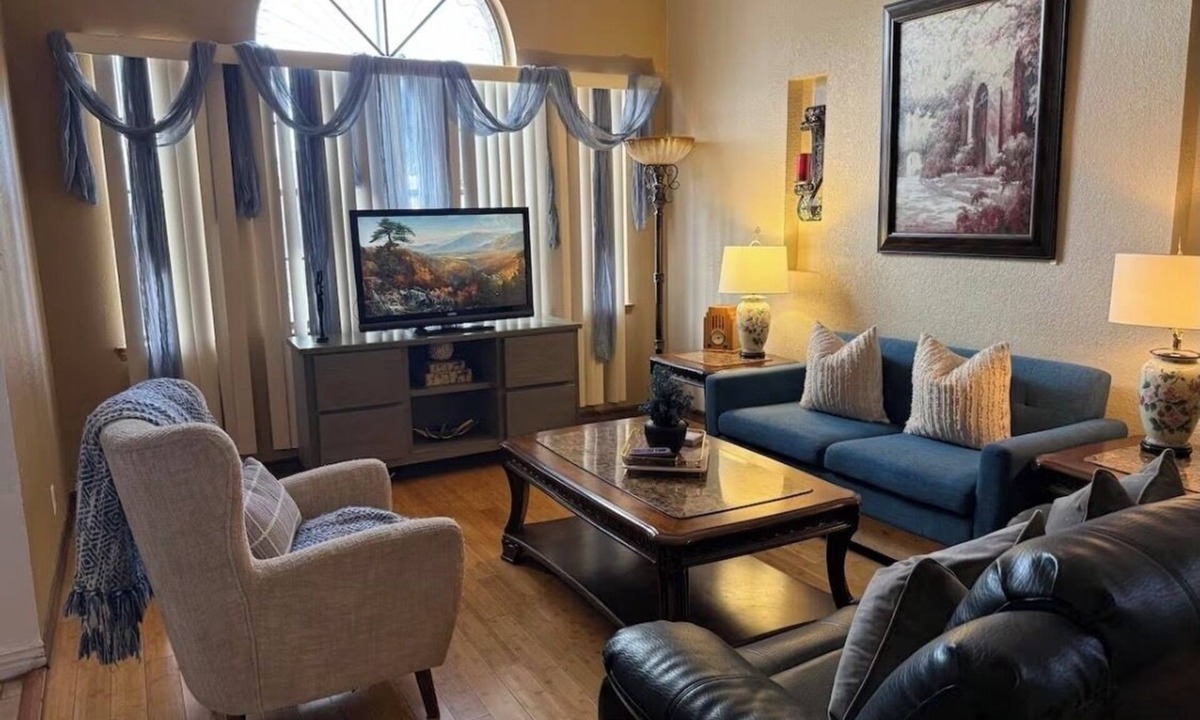 Biggs Field House | Superb 3-bedroom house with AC in charming El Paso