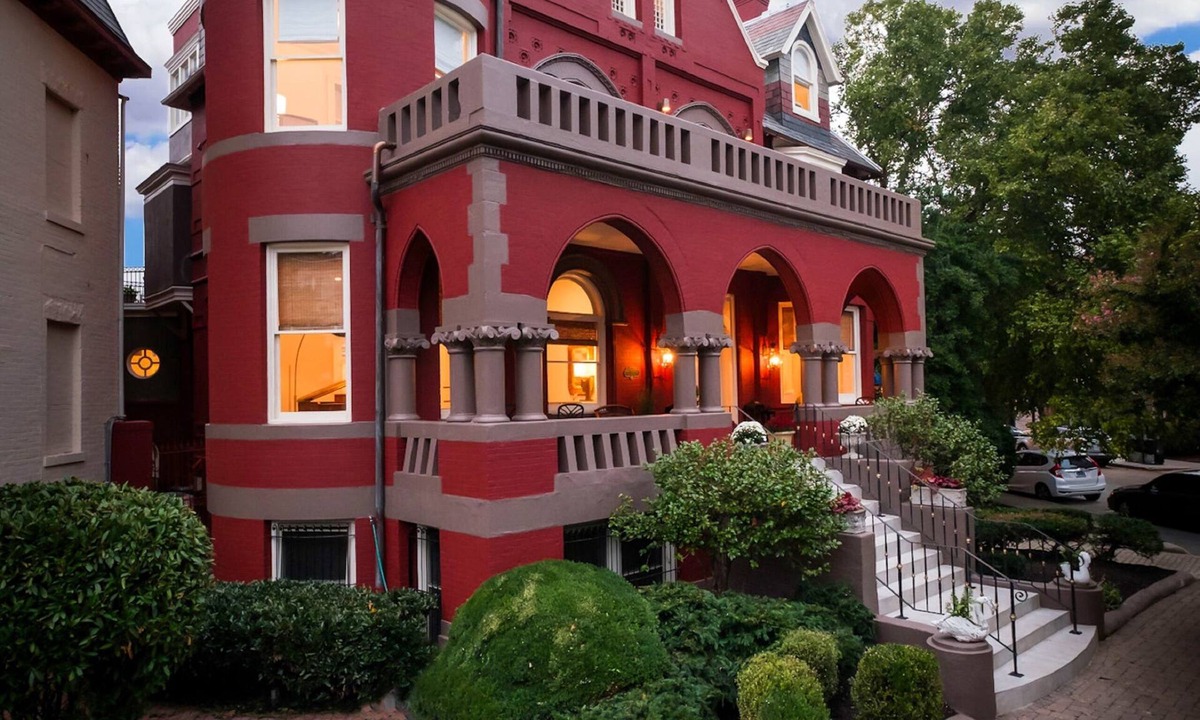Dupont Circle House | Swann House Historic Dupont Circle Inn