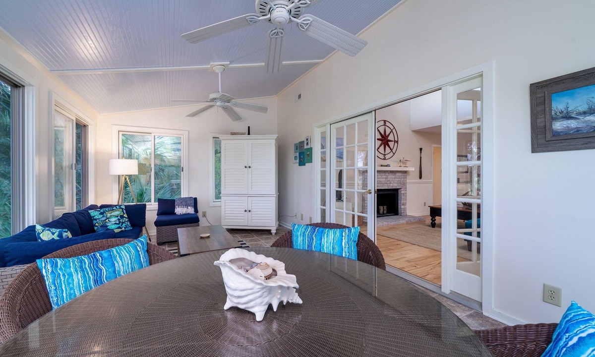 Tarpon Pond Cottage | Tarpon Pond Cottage! Sunroom! Fairway Views! Amenity access included! NO pets