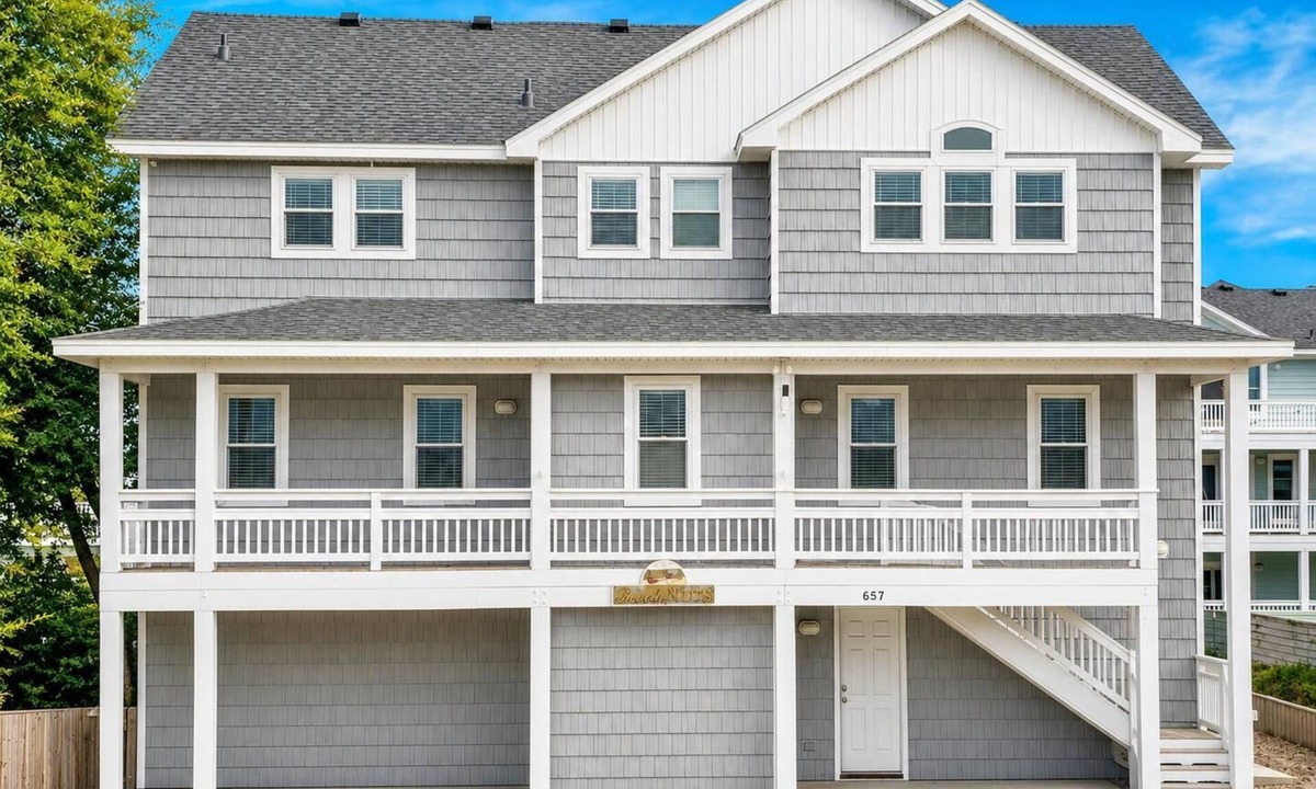 Ocean Sands House | Taste of Paradise in OBX @ Beach Nuts!