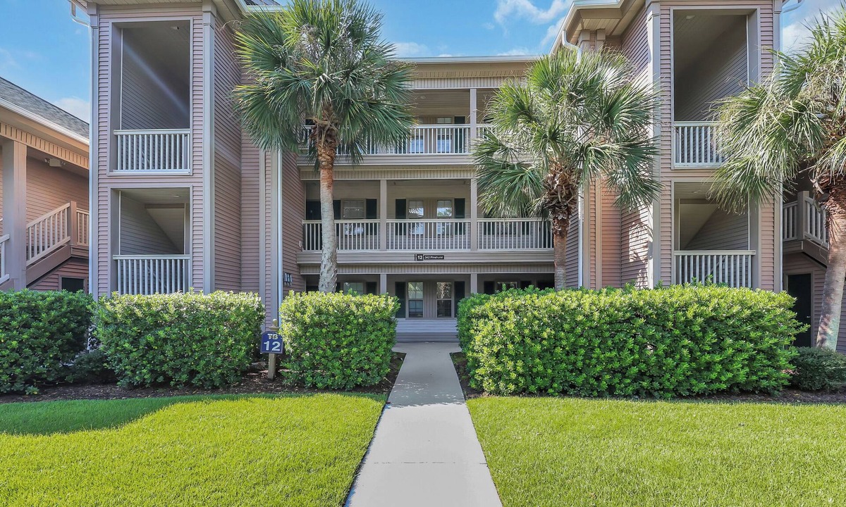 Pawleys Island Condo | TB 12C Updated Two Bedroom/Two Bath unit in True Blue "Pawleys 19th Hole"