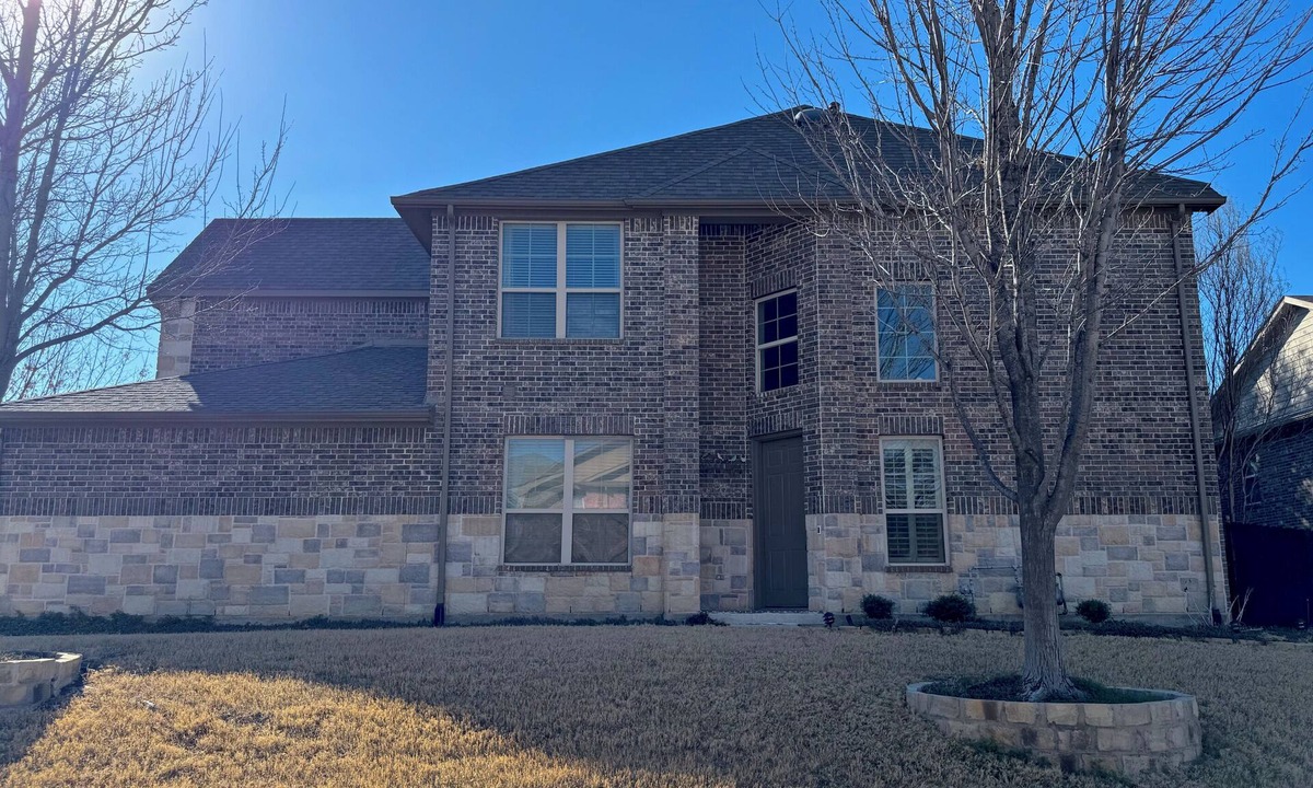 Lewisville House | TCH - Spacious 3 bed/2.5 bath in Lewisville