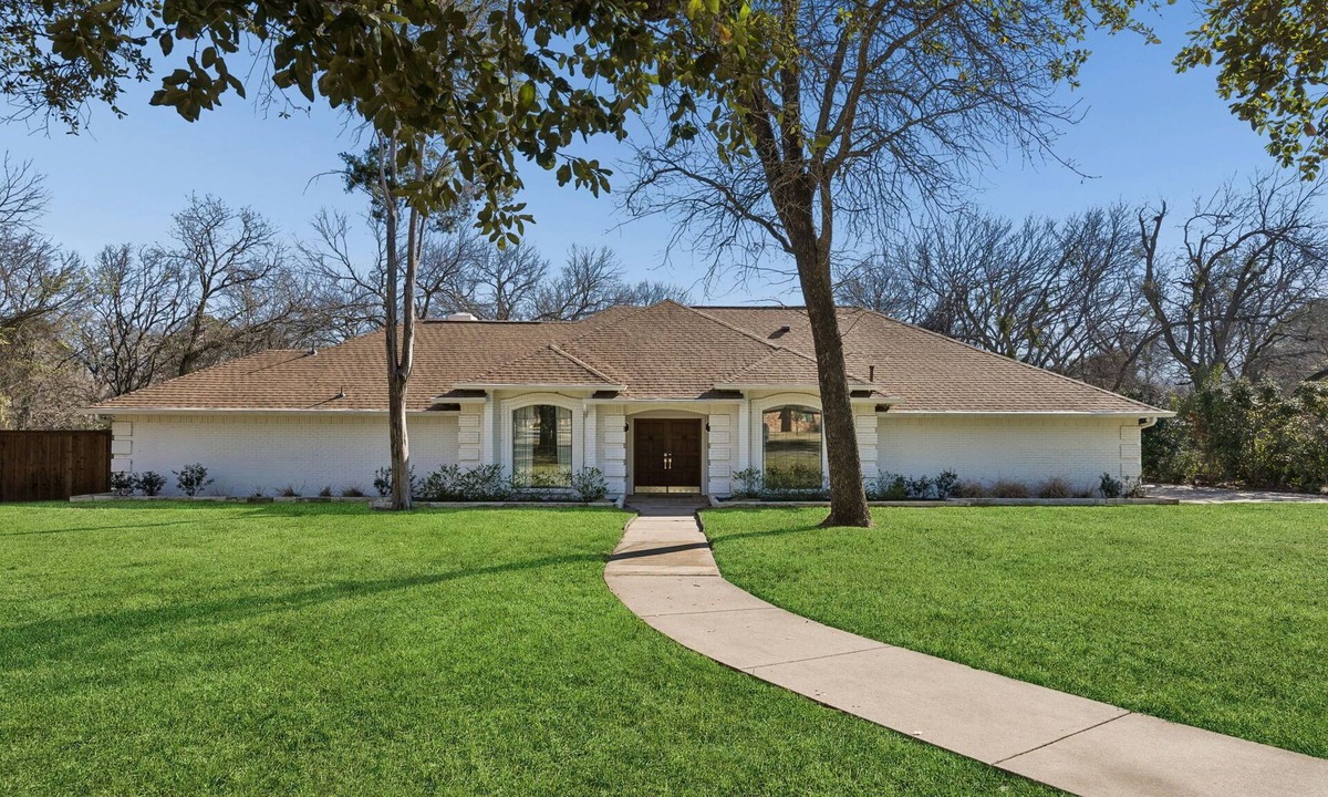 Lewisville House | TCH - Spacious 3bd/3ba home in Highland Vill w/Off