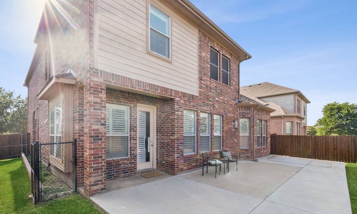 Richardson House | TCH - Spacious 4bd/3.5ba Richardson Home w/Office