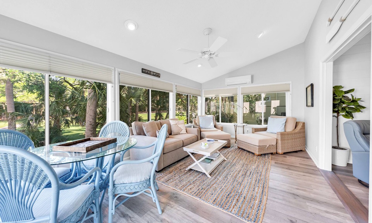 Tarpon Pond Cottage | Terrific 3BR/2BA Tarpon Cottage! Great Location! Amenity access included