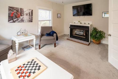 Charles City House | The Bike Path House! VA Capital Trail Access Fun!