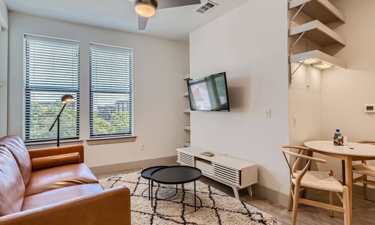 East Cesar Chavez Apartment | The Bindel: Great location in East Austin, Highly Walkable and Pet Friendly!