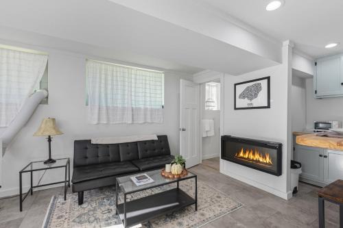 Athens House | The Briarcliff Suite