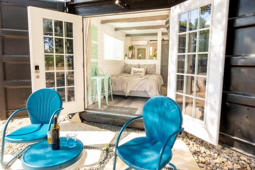 Johnson City House | The Container Retreat @ 290 Wine Trail #9 Get away today!