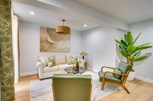 Herndon Villa | The Dulles Executive Resort Near Dulles Airport with Private Office