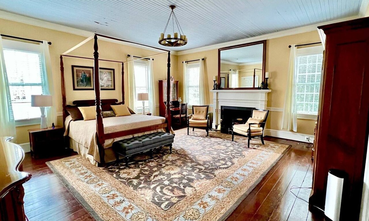 Elizabethtown Bed & Breakfast | The Elizabethtown Inn