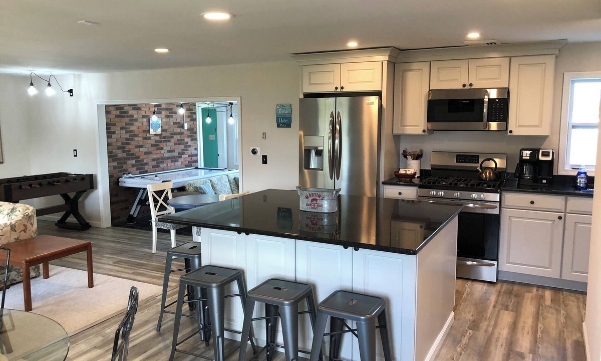 North Cape May House | The Gathering Place at Pilgrim Plaza - Pet Friendly & Game Room Sleeps 10