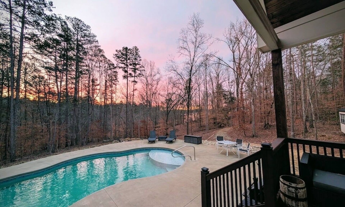 Seneca House | The Hartwell Collection at the Cove